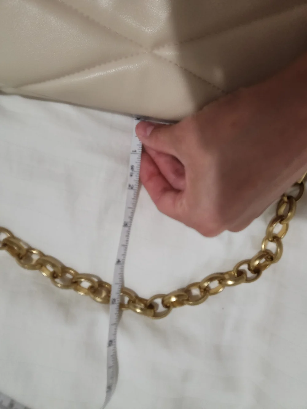 Mango Quilted Shoulder Bag with Gold Chain in Cream